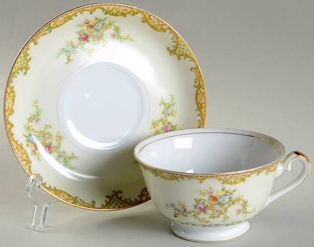 NIM1 Footed Cup & Saucer Set