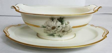 N1852 Gravy Boat & Underplate