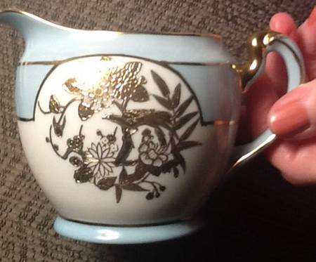 N1875 Creamer