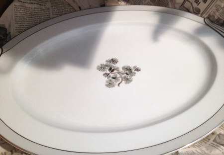 N1878 13" Oval Serving Platter