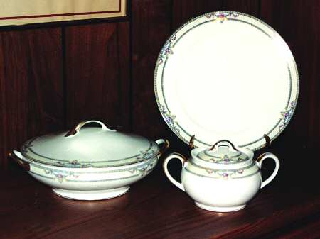 N1899 by Noritake