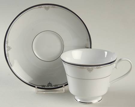 Grand Opera Platinum Footed Cup & Saucer Set