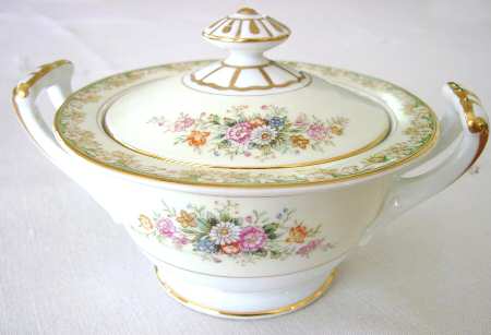 N1915 Sugar Bowl & Lid