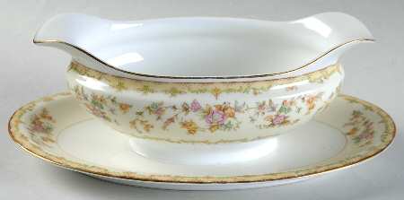 Columbine (No #) Gravy Boat with Attached Underplate