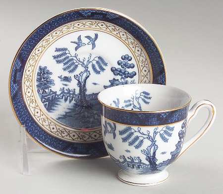 Blue Willow Footed Demitasse Cup & Saucer Set by Nikko