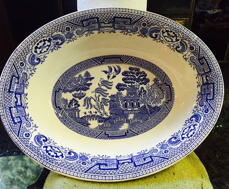Willow Blue (No Gold Trim) 10" Oval Vegetable Bowl