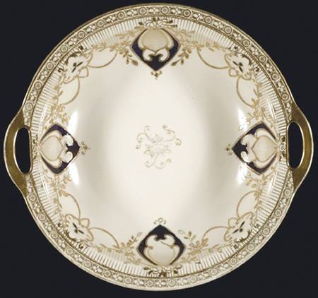 N1950 Handled Cake Plate