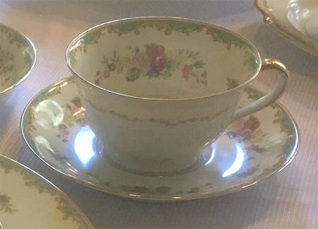 N1957 Footed Cup & Saucer Set