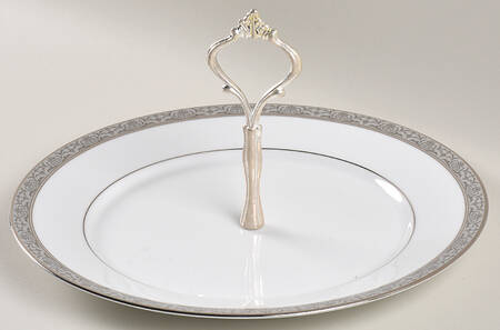 Sansbury Round Serving Plate with Handle (DP)