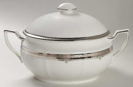 Stratford Platinum Oval Covered Vegetable