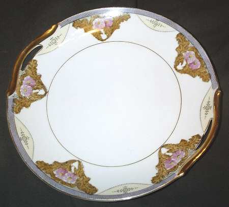 N1964 Handled Cake Plate