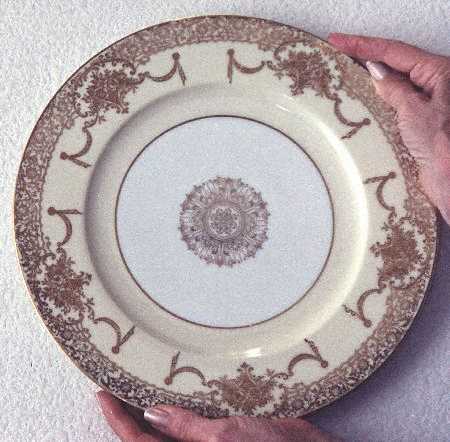 N1976 Dinner Plate