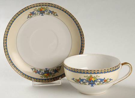 N1991 Flat Cup & Saucer Set