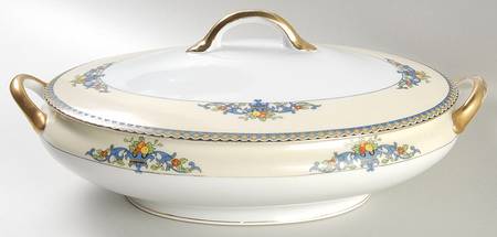 N1991 Oval Covered Vegetable