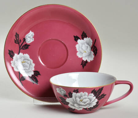 N2005 Flat Cup & Saucer Set