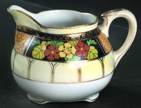 N2052 Creamer