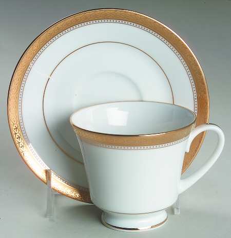 Manor Gold Footed Cup & Saucer Set