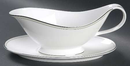 Platinum Pearl Gravy Boat & Underplate