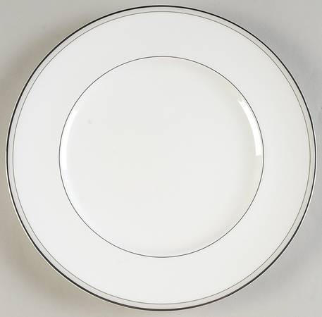 Platinum Pearl Luncheon Plate