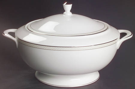 Platinum Beaded Pearl Round Covered Vegetable