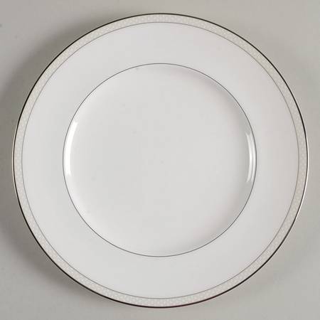 Platinum Beaded Pearl Luncheon Plate