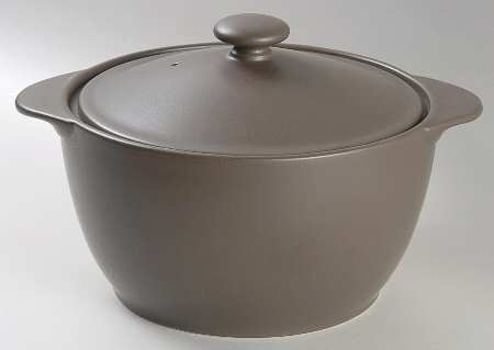 Colorwave Chocolate 2 Qt Round Covered Casserole