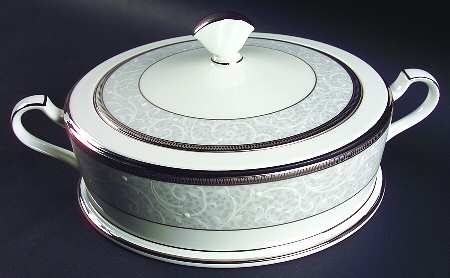 Lenore Platinum Round Covered Vegetable