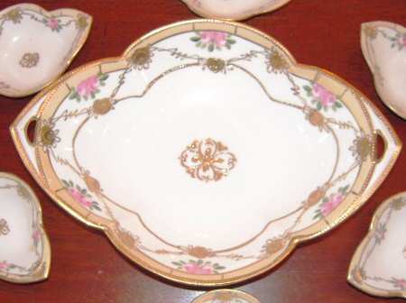 N2138 Nut Bowl
