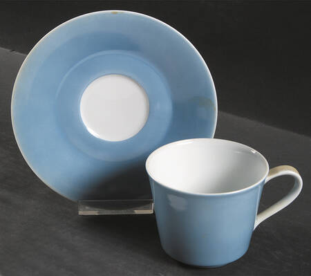 N2160 Flat Cup & Saucer Set