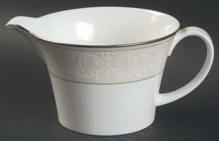 Pearl Symphony Gravy Boat
