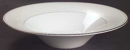 Pearl Symphony Centerpiece