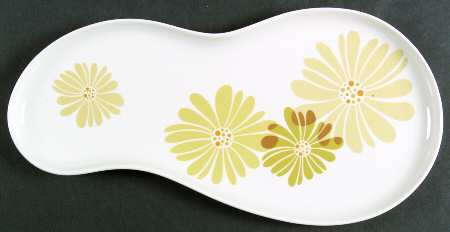 Serene Meadow 15" Fluted Oval Platter