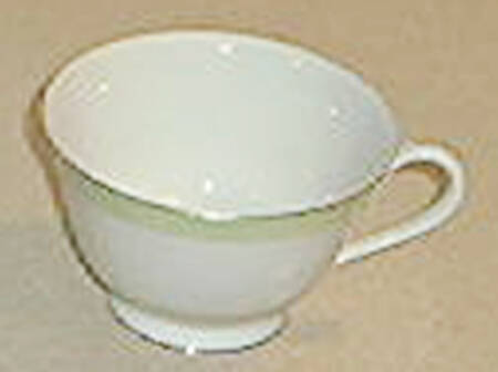N2174 Footed Cup