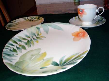 Kara Kawawa by Noritake