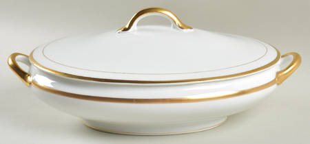 N2262 Oval Covered Vegetable