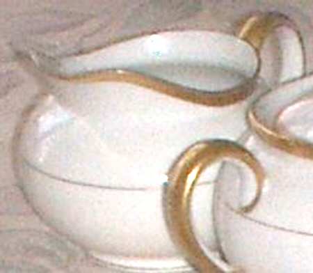 N2262 Creamer