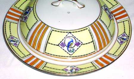 N2289 Round Covered Butter