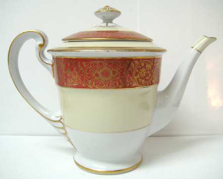 N2334 Teapot & Lid