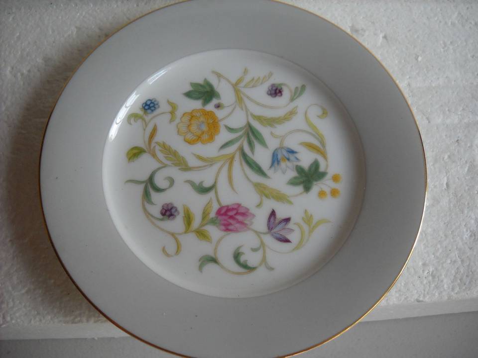 N2353 by Noritake