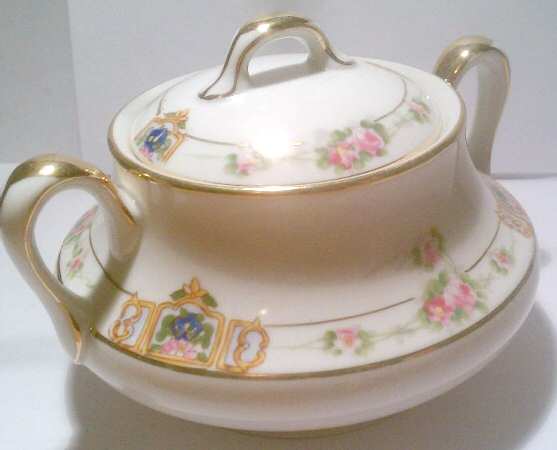 N1233 Sugar Bowl & Lid