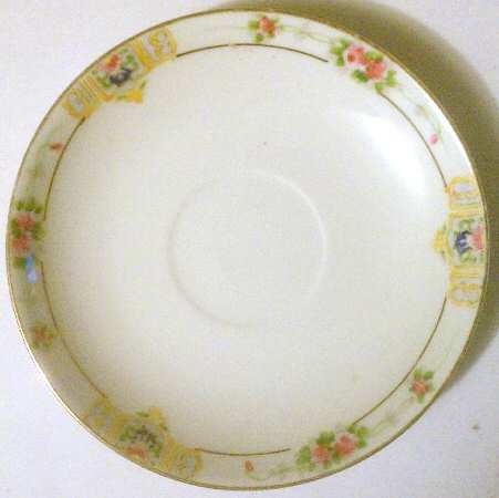 N1233 Saucer