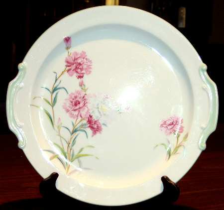 N2374 Handled Cake Plate