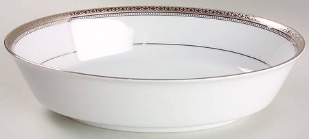 Manor Platinum 9" Oval Vegetable Bowl