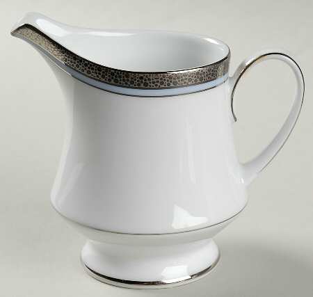 Piedmont Platinum Creamer