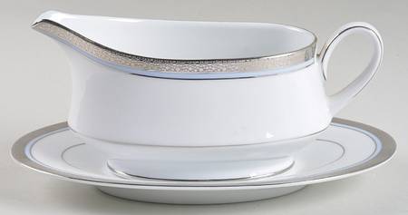 Piedmont Platinum Gravy Boat & Underplate
