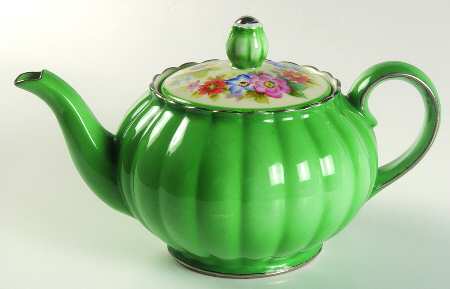 N2413 Teapot & Lid