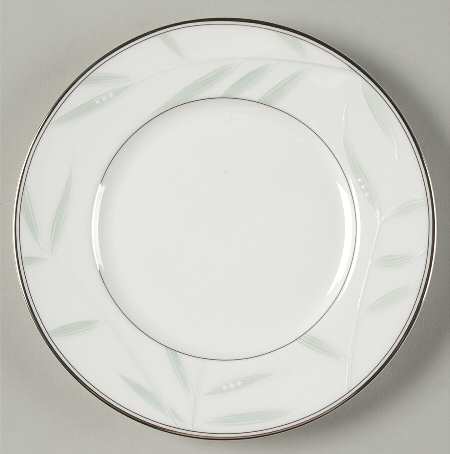 Les Feuilles Bread & Butter Plate/Gravy Underplate