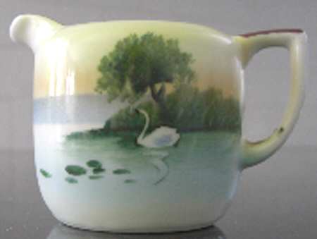 N2415 Creamer