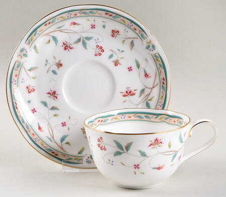 Hana Sarasa Flat Cup & Saucer Set