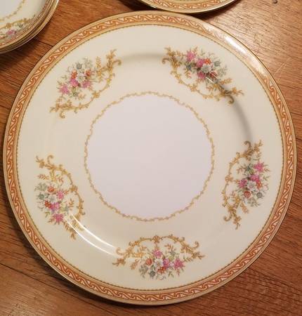 N2422 by Noritake